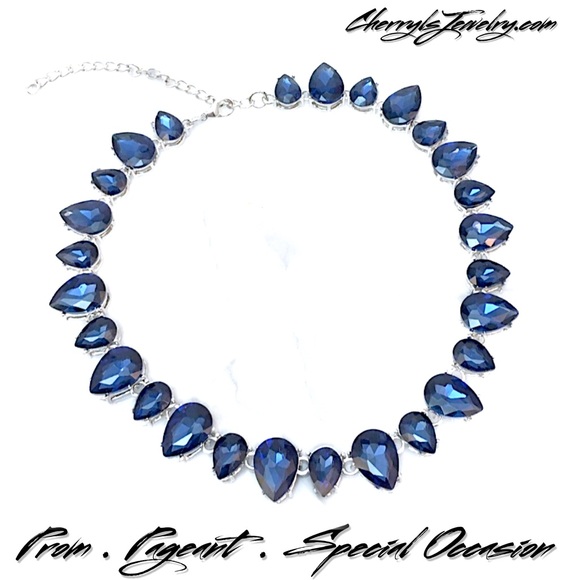 Elegant Navy Blue Crystal Statement Necklace  y1 - Picture 2 of 7